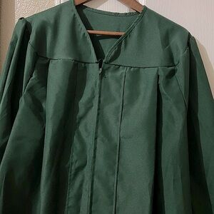 Dark Green Graduation Gown Height 5’0” - 5’4”